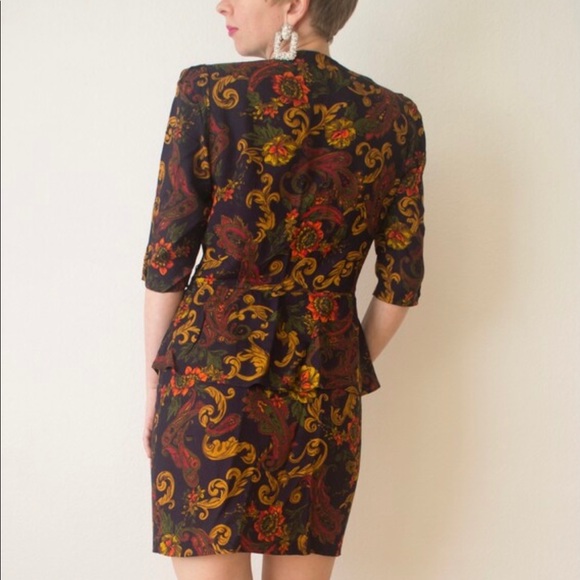 Vintage 70s paisley print mini dress - Picture 2 of 5